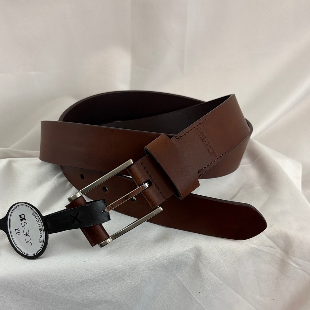 NWT JOE’S sz42 Brown Genuine Leather Belt…cognac…silver metal details…